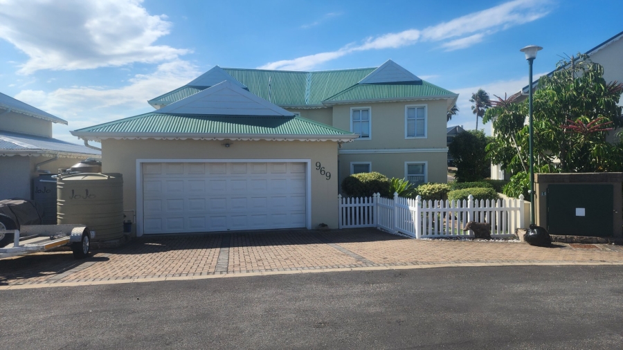 4 Bedroom Property for Sale in Marina Martinique Eastern Cape